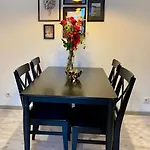 Apartamento George Apartment, Renovated 2024, Downtown