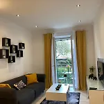 George Apartment, Renovated 2024, Downtown