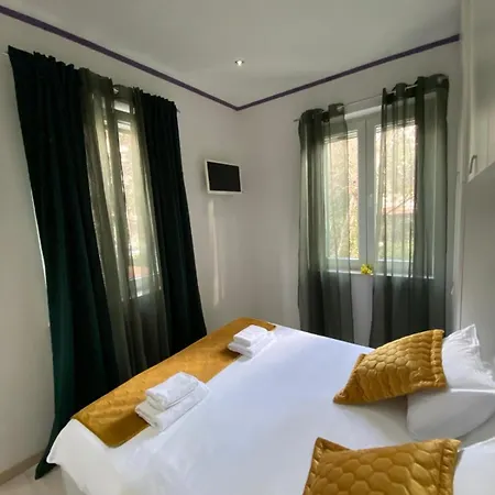 George Apartment, Renovated 2024, Downtown Apartamento Split