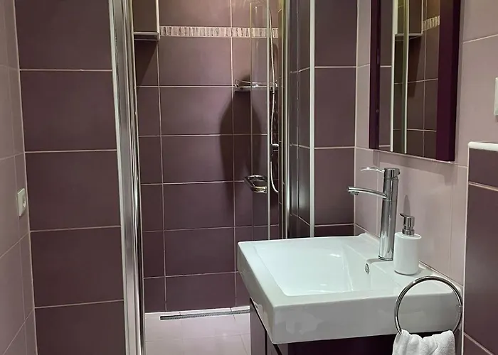 George Apartment, Renovated 2024, Downtown Apartament Split